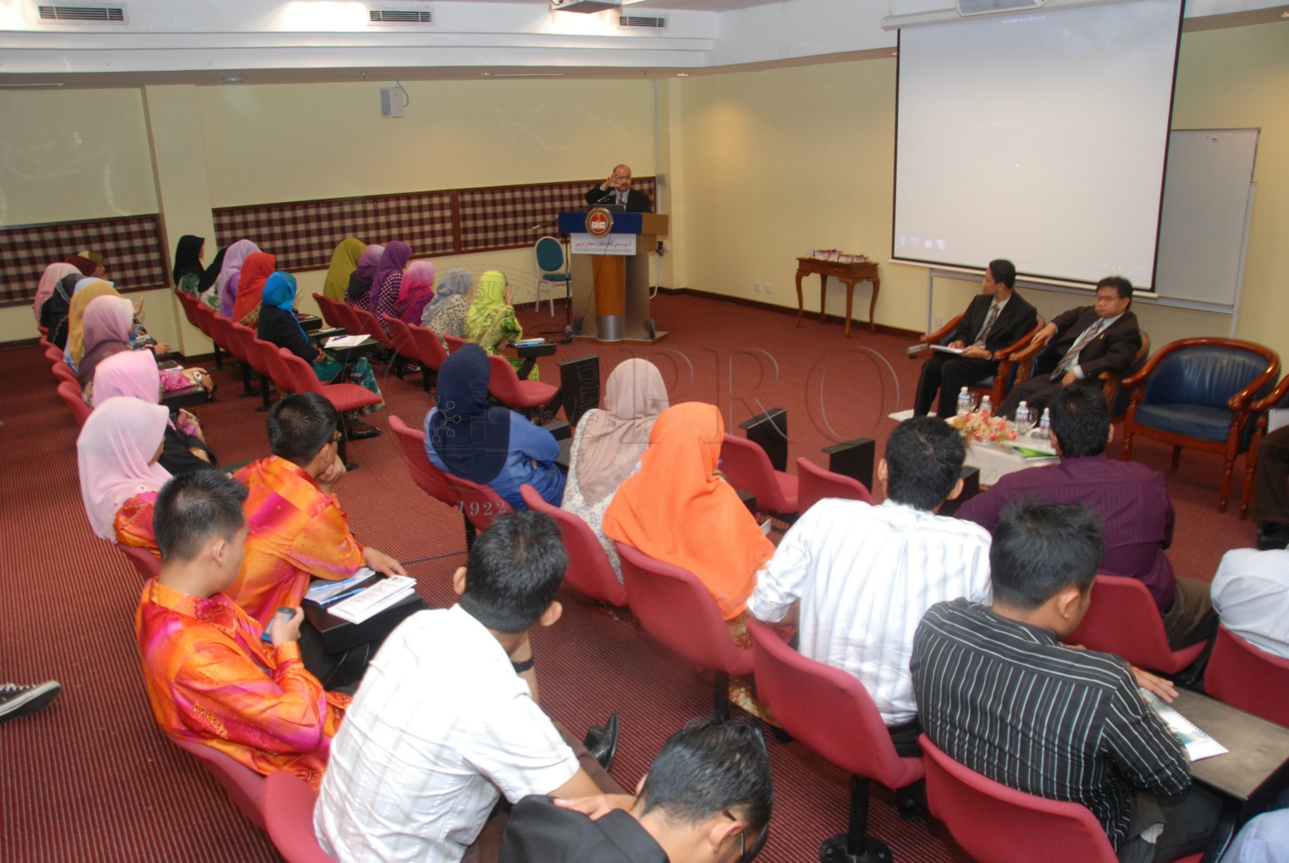 PRO 12 123 melayu DSC 6427